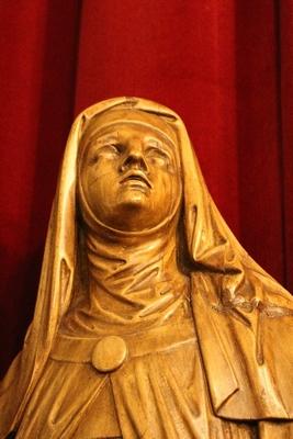 Statue St. Clara / St. Claire As Abbess                                     en hand-carved wood , Dutch 19th century ( anno 1835 )