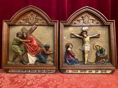 Stations Of The Cross style Gothic - style en Plaster polychrome / Oak Frames / Backside Zinc, Dutch 19 th century ( Anno 1890 )