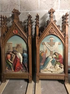 Stations Of The Cross. Signed  : Henri Gerard Namur Belgium style Gothic - style en Oak Wooden Frames / Wood Pap Reliefs, Namur Belgium 19th century