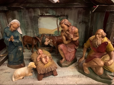 Nativity Set en hand-carved wood polychrome, Southern Germany 20th century