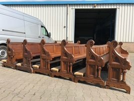 Pews ( 2 Pieces Available ) style Gothic - style en Oak wood, Dutch 19th century (1880)