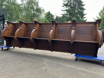 Choir Seats Total 14,45 Meters Lenght style Gothic - Style en Oak wood, Belgium  19 th century ( Anno 1865 )