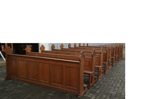 Pews  style Gothic - style en Oak wood, Belgium 19th century