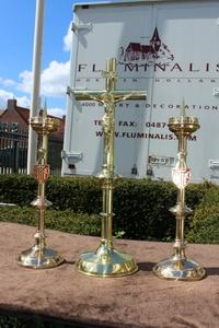 Altar Set Candle Sticks With Cross en Brass / Bronze, Belgium 19th century