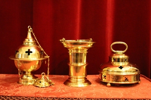 Censer / Holy Water Bucket / Altar Bell en Brass / Polished / New Varnished, Belgium 19th century