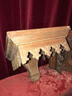 Matching Wall Pedestals style Gothic - style en Oak wood, Belgium 19th century