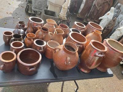 Collection Jars en Terra - Cotta , Belgium 19th century