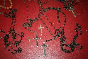 Great Number Of Hand-Made Large Wooden Sister-Rosaries Including  About 30 Mission-Crosses From Sister-Monastery en Brass / Bronze / Wood, belgium 19 th century ( Anno 1875 )