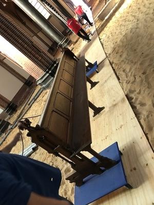 Loading 34 Pews Form Holy Heart Church Boxtel Netherlands September 2017 style Gothic - style en Oak wood, Dutch 19th century