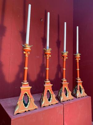 Candle Sticks Measures Without Candle style Gothic - Style en wood polychrome, France 19th century ( anno 1875 )