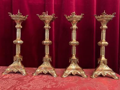 Candle Sticks Measures Without Pin style Gothic - Style en Bronze / Polished / New Varnished, France 19th century ( anno 1875 )