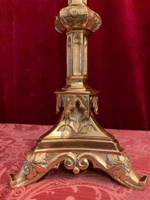 Candle Sticks Measures Without Pin style Gothic - Style en Bronze / Polished / New Varnished, France 19th century ( anno 1875 )