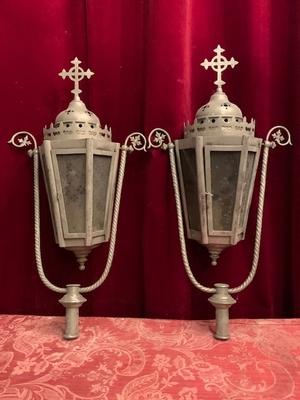 Matching Lanterns Could Be Cleaned And Polished style Gothic - style en Brass / Bronze / Silvered - Plated, Belgium 19th century