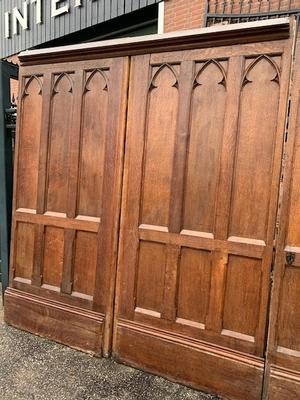 Panneling Total Length 425 Cm. style Gothic en Oak Wood, Belgium 19th century