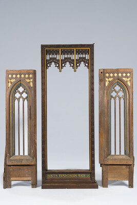 Architectural Ornaments style Gothic - Style en Oak wood, Belgium  19 th century