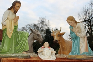 Nativity Set en plaster polychrome / wooden feet, Belgium 19th century