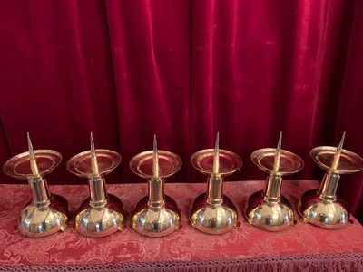 Candle Sticks Measures Without Pin style ART - DECO en Brass / Polished / New Varnished, Belgium 20th century ( 1950 )