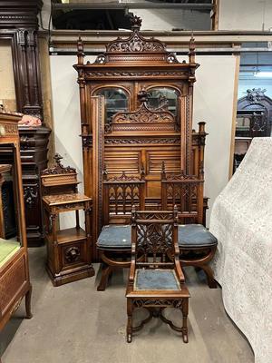 Complete Bedroom Expected ! style Gothic - style en Walnut wood , Paris - France 19 th century