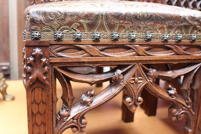 Exceptional Chairs style Gothic - style en Oak wood, France 19th century