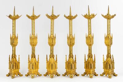 Matching Candle Sticks Height Without Pin. style Gothic - Style en Bronze / Brass / Gilt, France 19 th century