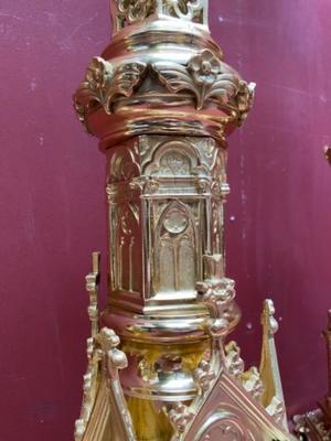 Matching Candle Sticks Altar Set Height  Without Pin. style Romanesque - Style / Gothic - Style en Bronze / Gilt Polished and Varnished, France 19 th century ( Anno 1865 )