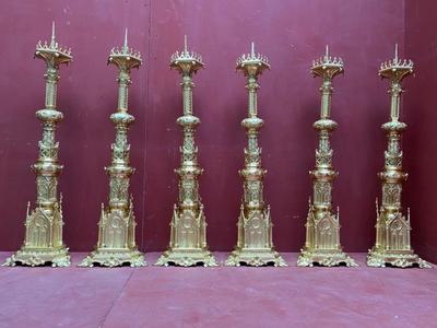 Matching Candle Sticks Altar Set Height  Without Pin. style Romanesque - Style / Gothic - Style en Bronze / Gilt Polished and Varnished, France 19 th century ( Anno 1865 )