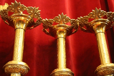 Altar Set Measurs Cross 85 X 38 Cm. Measures Candle Sticks 60 Cm Measure Without Pin style Romanesque en Brass / Bronze / Polished and Varnished, France 19th century