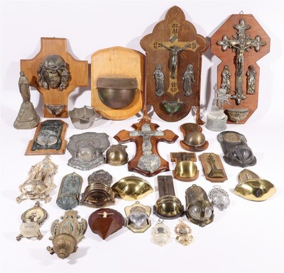 Very Large Collection Holy Water Holders en Wood / Glass / Brass / Porcelain / Composite Etc.., 19th &20 th century