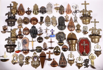 Very Large Collection Holy Water Holders en Wood / Glass / Brass / Porcelain / Composite Etc.., 19th &20 th century