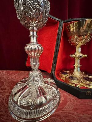 Detailed Pictures Are To Find At The Category : Chalices & Ciboria