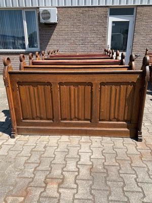 18 Pews With 6 Front Parts 10 Pews 335 Cm Sold ! style Gothic - Style en Oak Wood, Dutch 20th century