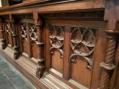 Pair Of Matching High Quality Oak Choir-Stalls / Gothic -Style Total Length 760 Cm ! style Gothic - Style en Oak wood, Berendrecht - Belgium 19 th century