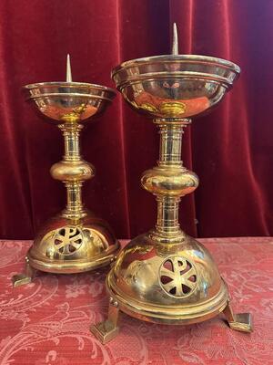 Candle Holders Measures Without Pin style art - deco en Brass / Bronze , Belgium  20 th century ( Anno 1930 )