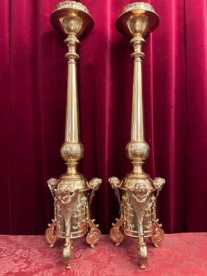 Exceptional Candle Sticks All Sides Are The Same Full Bronze Angels ! style Baroque - Style en Brass / Bronze / Polished and Varnished, Belgium  19 th century ( Anno 1855 )