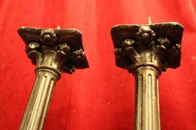 Candle Holders Signed : X Jzydar Teresinski. Measures Without Pin style Empire en Tin, Poland 1803 RoHu