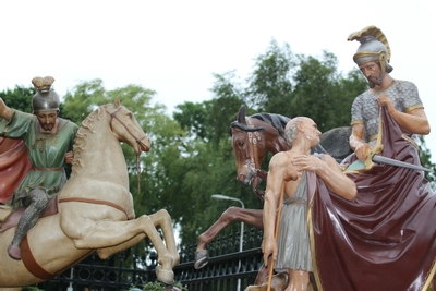 Extreme Unique Imaginations Of St. James The Moor-Slayer / Santiago Matamoros & St. Martinus en wood - pap / polychrome / terra - cotta polychrome, Spain / France 19th century / Anno