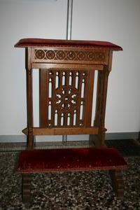 Kneelers style gothic en OAK, Dutch 19th century