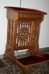 Kneelers style gothic en OAK, Dutch 19th century