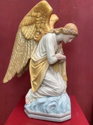 Angels style Gothic - style en Composite Stone, Belgium 19 th century