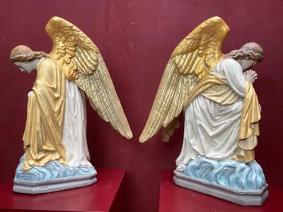 Angels style Gothic - style en Composite Stone, Belgium 19 th century