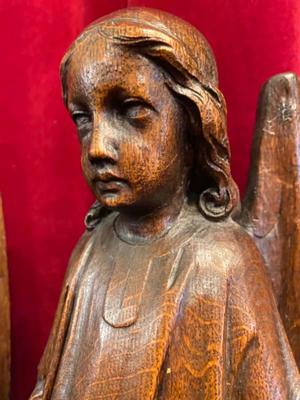 Angels style Gothic - style en Fully Hand - Carved Wood Oak, Belgium 19 th century ( Anno 1880 )