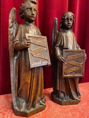 Angels style Gothic - style en Fully Hand - Carved Wood Oak, Belgium 19 th century ( Anno 1880 )