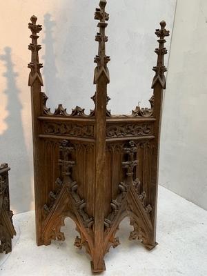 Architectural Elements Eusebius Church Arnhem style Gothic - style en Oak wood, Netherlands 19 th century ( Anno 1875 )