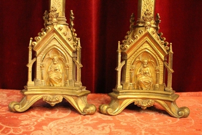 Candle Holders style Gothic - style en Bronze / Gilt, France 19th century