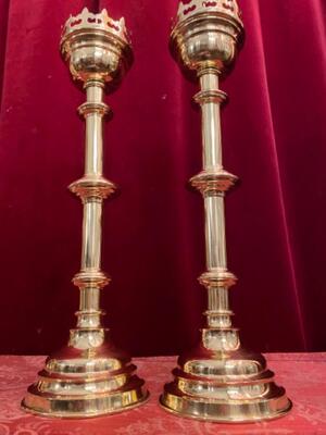 Candle Holders Measures Without Pin style Gothic - Style en Brass / Polished and Varnished, Belgium  19 th century