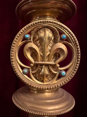 Candle Holders Measures Without Pin style Gothic - Style en Brass / Bronze / Gilt / Stones, Belgium  19 th century ( Anno 1865 )