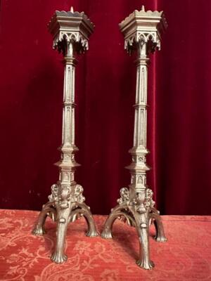 Candle Holders Measures Without Pin style Gothic - Style en Bronze Silver Plated, Belgium  19 th century ( Anno 1885 )