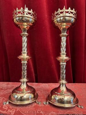 Candle Holders Measures Without Pin style Gothic - Style en Brass / Bronze / Polished and Varnished, Belgium  19 th century ( Anno 1885 )