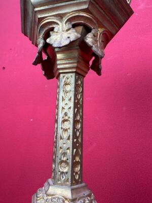 Candle Holders Measures Without Pin style Gothic - Style en Bronze Gilt, France 19 th century ( Anno 1870 )