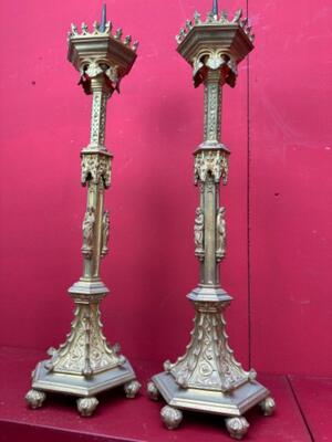 Candle Holders Measures Without Pin style Gothic - Style en Bronze Gilt, France 19 th century ( Anno 1870 )